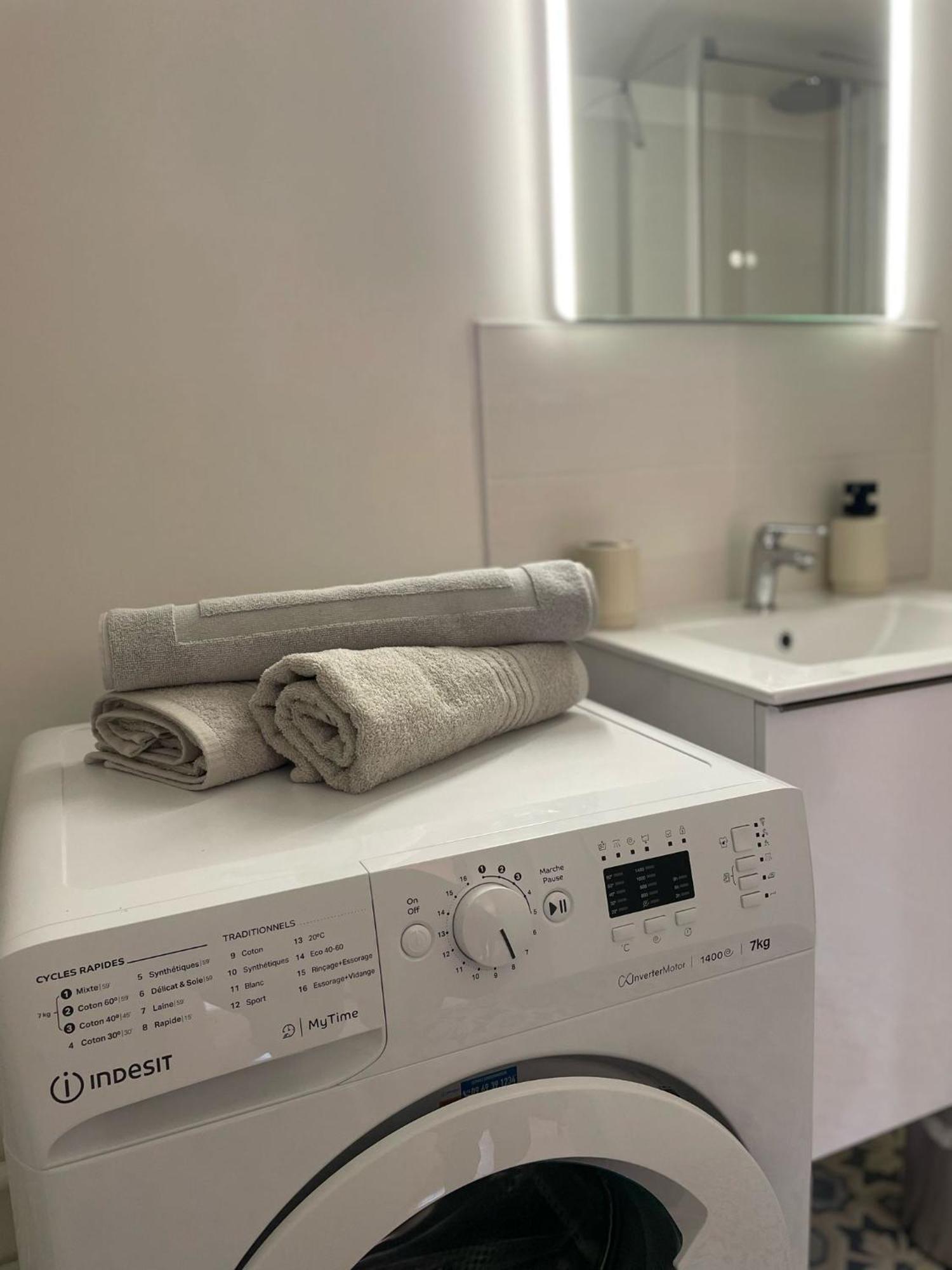 Les Appartements D'Albertine - Clemence 부르주 외부 사진